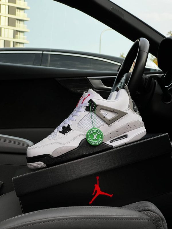 Nike Air Jordan 4 Retro White Cement