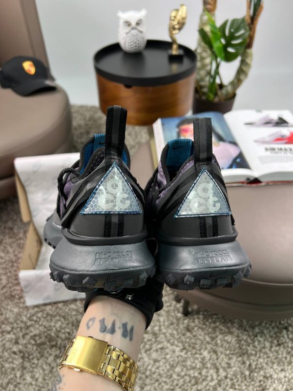 Nike ACG Mountain Fly Low Grey Black - Зображення 2