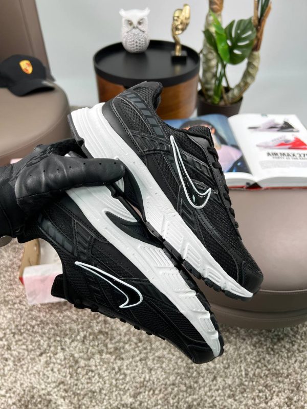 Nike Initiator M Black White