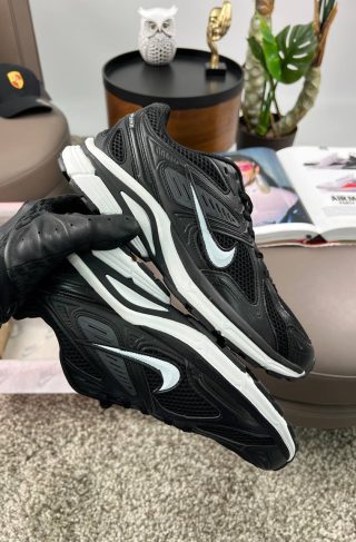 Nike Air Zoom Fire  Black White