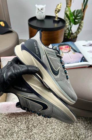 Nike Air Zoom Pegasus Olive Beige