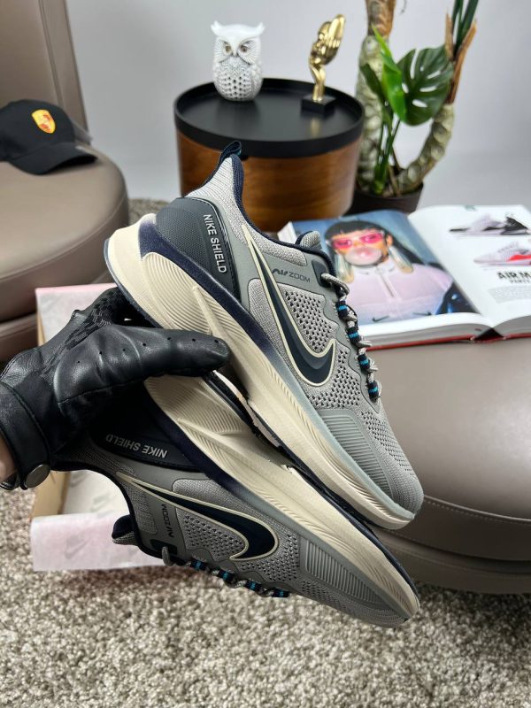 Nike Air Zoom Pegasus Olive Beige
