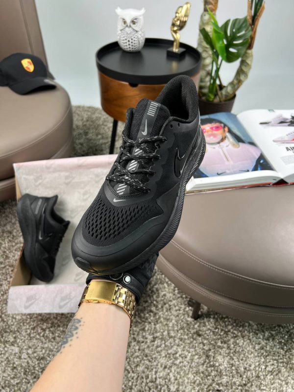 Nike Air Zoom Winflo 8 Shield All Black Space - Зображення 7