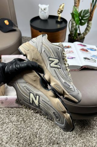 New Balance 1000 Light Grey Beige