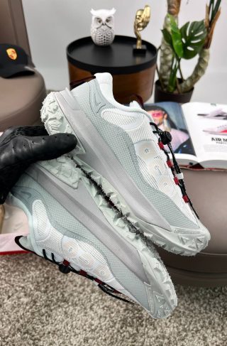 Nike ACG Mountain Fly 2 Low Grey White