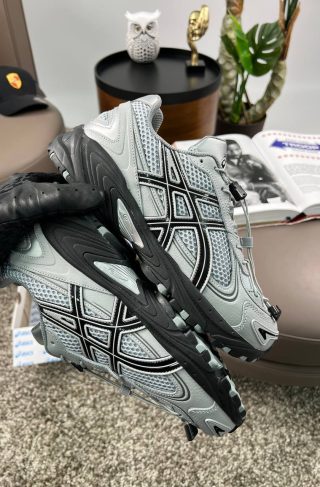 ASICS Gel-Kahana TR V4 Grey Black
