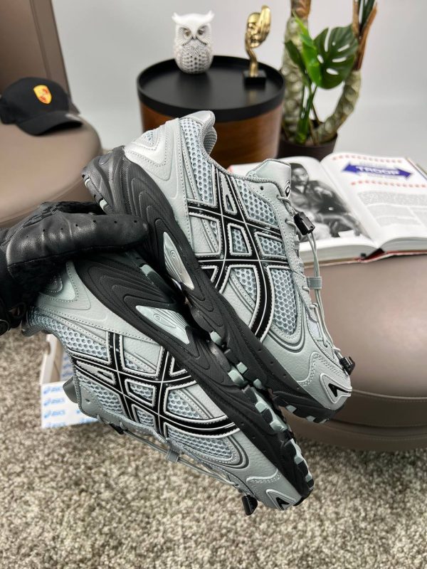 ASICS Gel-Kahana TR V4 Grey Black