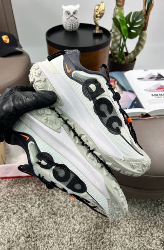 Nike ACG Mountain Fly 2 Low White Black Orange