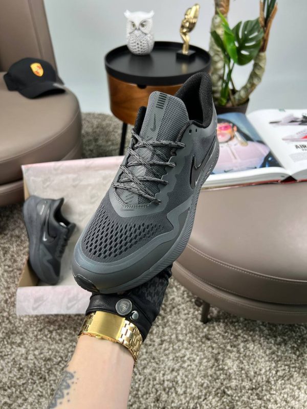 Nike Air Zoom Winflo 8 Shield Dark Grey Space - Зображення 7
