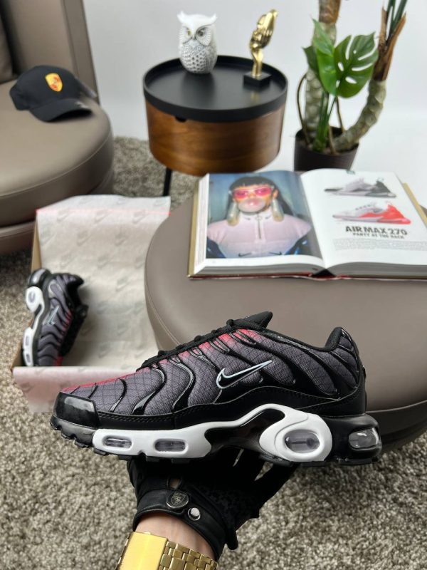 Nike Air Max Tn Plus Red Grey Black - Зображення 4