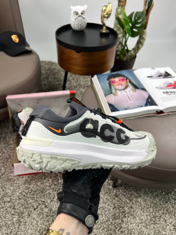 Nike ACG Mountain Fly 2 Low White Black Orange - Зображення 3