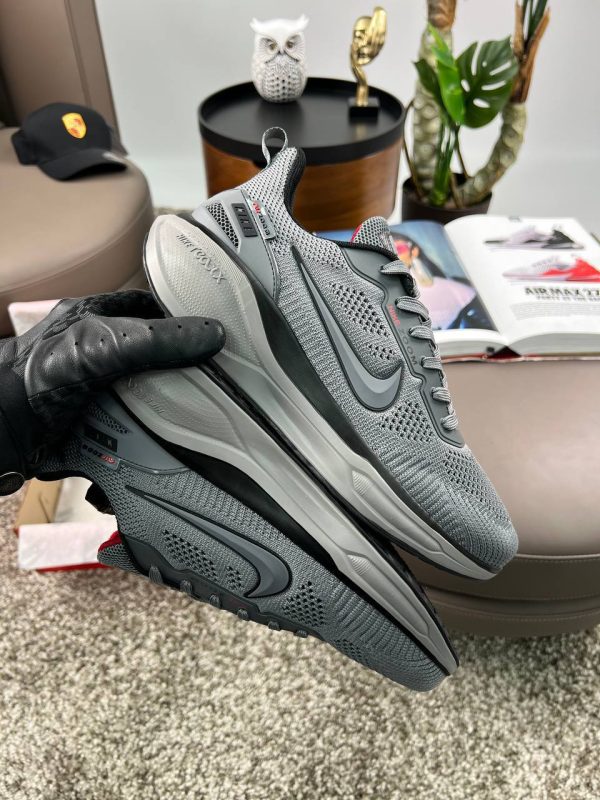 Nike Air Zoom x React Grey