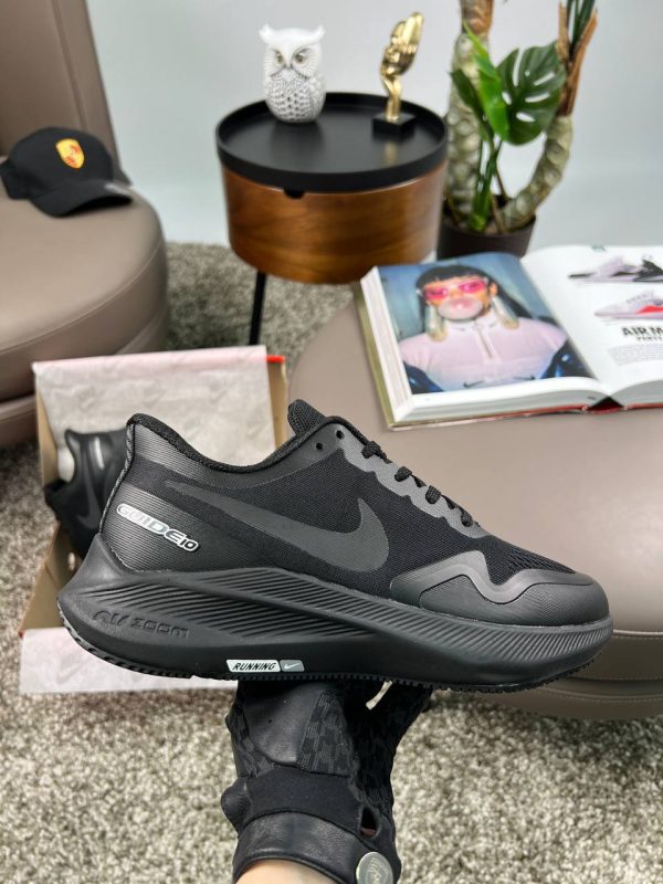 Nike Air Zoom Winflo 8 Shield Black Dark Grey - Зображення 3