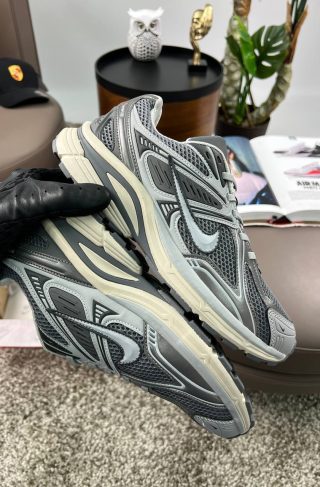 Nike Air Zoom Fire Grey Beige