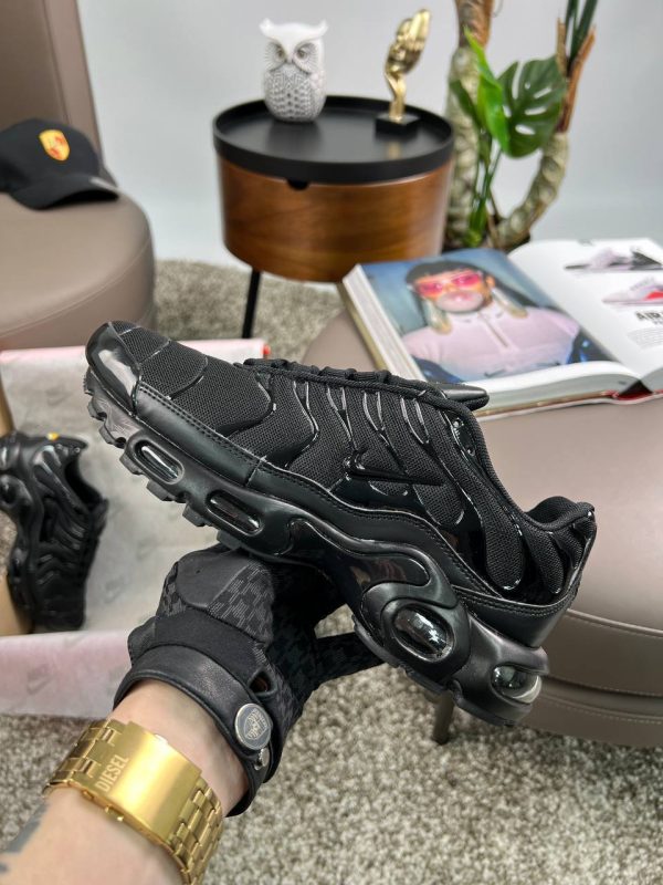 Nike Air Max Plus Triple Black - Зображення 8