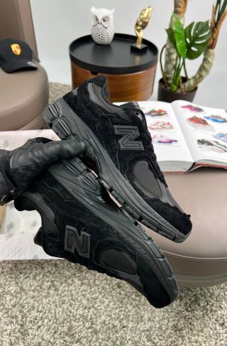 New Balance 2002R ML All Black