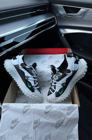 Nike Acg Mountain Fly Low White Black Mint