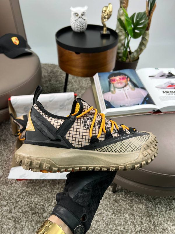 Nike ACG Mountain Fly Low Beige Black - Зображення 3