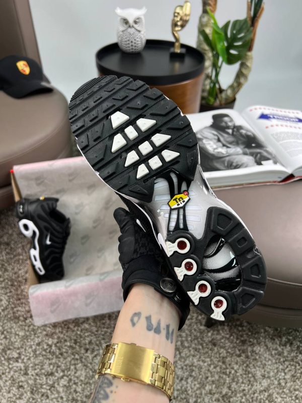 Nike Air Max Plus New Reflektive Black White - Зображення 6