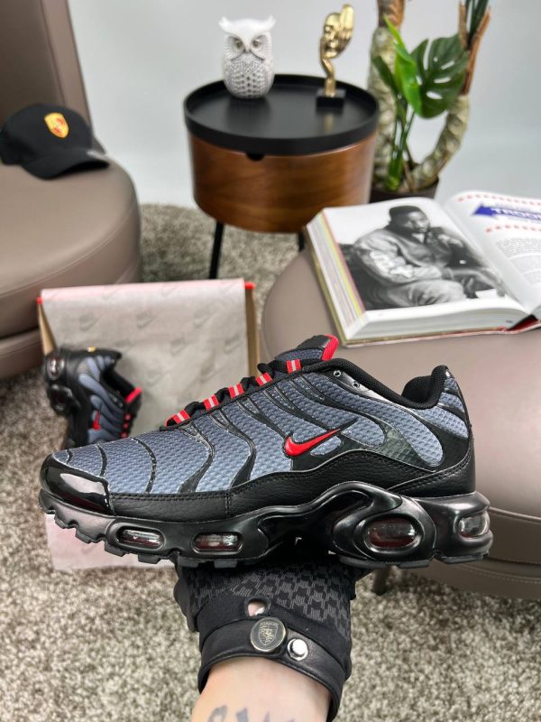 Nike Air Max Plus New Black Grey Red - Зображення 3