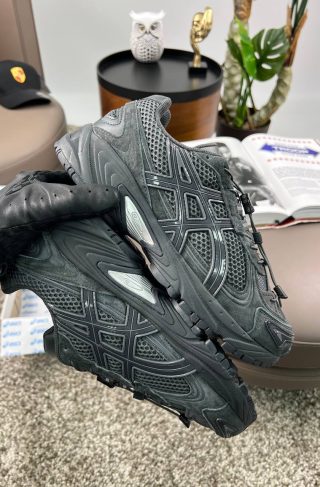ASICS Gel-Kahana TR V4 Dark Grey