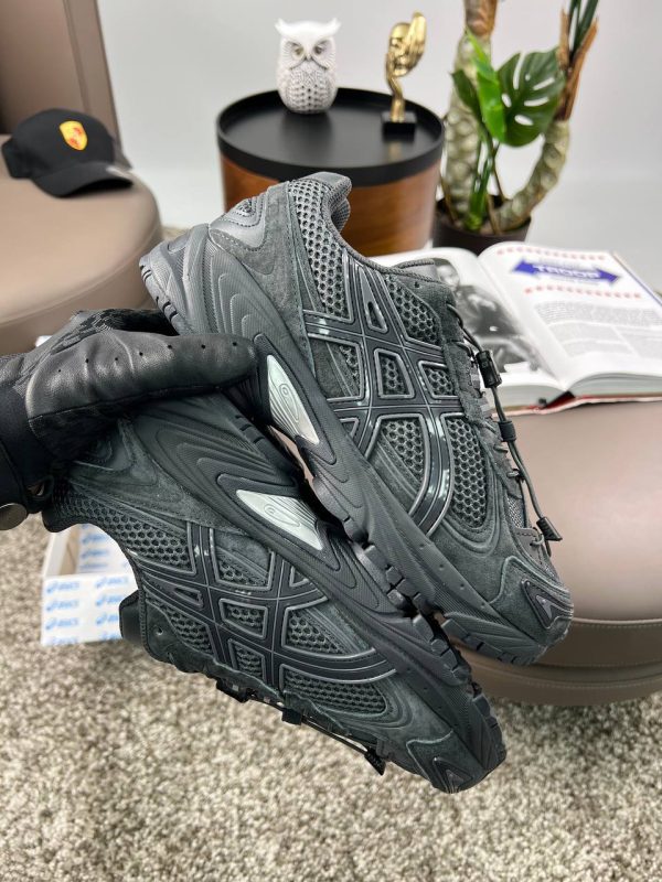 ASICS Gel-Kahana TR V4 Dark Grey