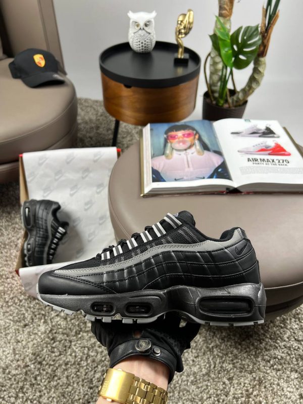 Nike Air Max 95 All Black Grey 41 - Зображення 4