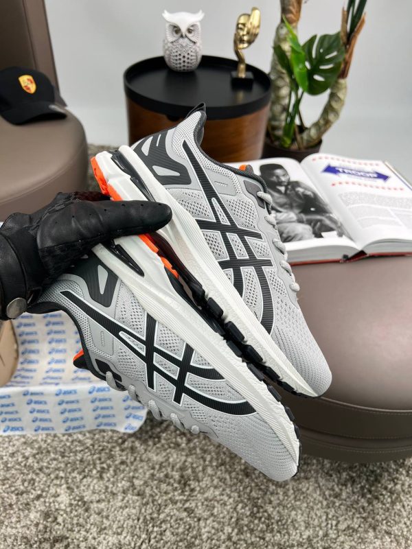 ASICS GT-1000 11 Grey Black