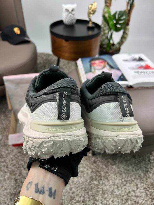 Nike ACG Mountain Fly 2 Low White Dark Grey - Зображення 2