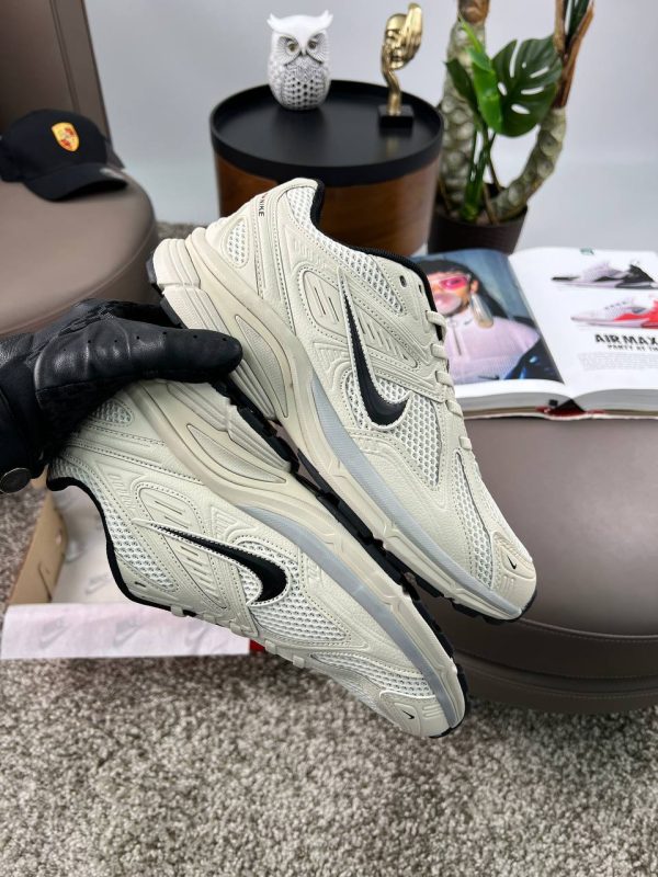 Nike Air Zoom Fire Beige Black
