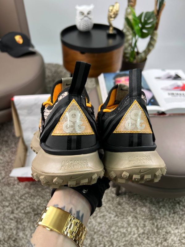 Nike ACG Mountain Fly Low Beige Black - Зображення 2