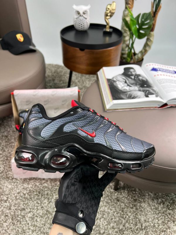 Nike Air Max Plus New Black Grey Red - Зображення 4