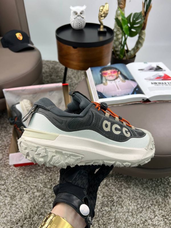 Nike ACG Mountain Fly 2 Low White Dark Grey - Зображення 3