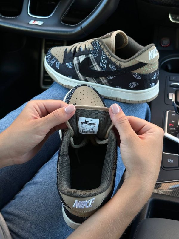 Nike SB Dunk Low Travis Scott W - Зображення 4