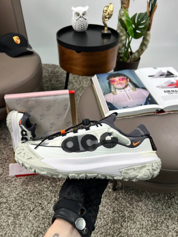 Nike ACG Mountain Fly 2 Low White Black Orange - Зображення 4